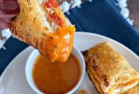 Dorothy’s Delicious Pizza Pockets