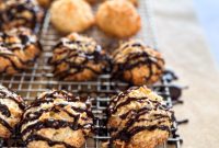 Chewy Coconut Macaroons