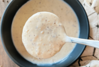 Easy Velvety Country Gravy