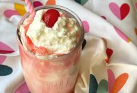 Sparkling Shirley Temple Float