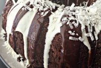 Chocolate Macaroon Heart Cake