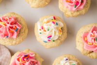 Delicious Frosted Sugar Cookie Cups