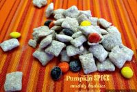 Cozy Pumpkin Spice Muddy Buddies