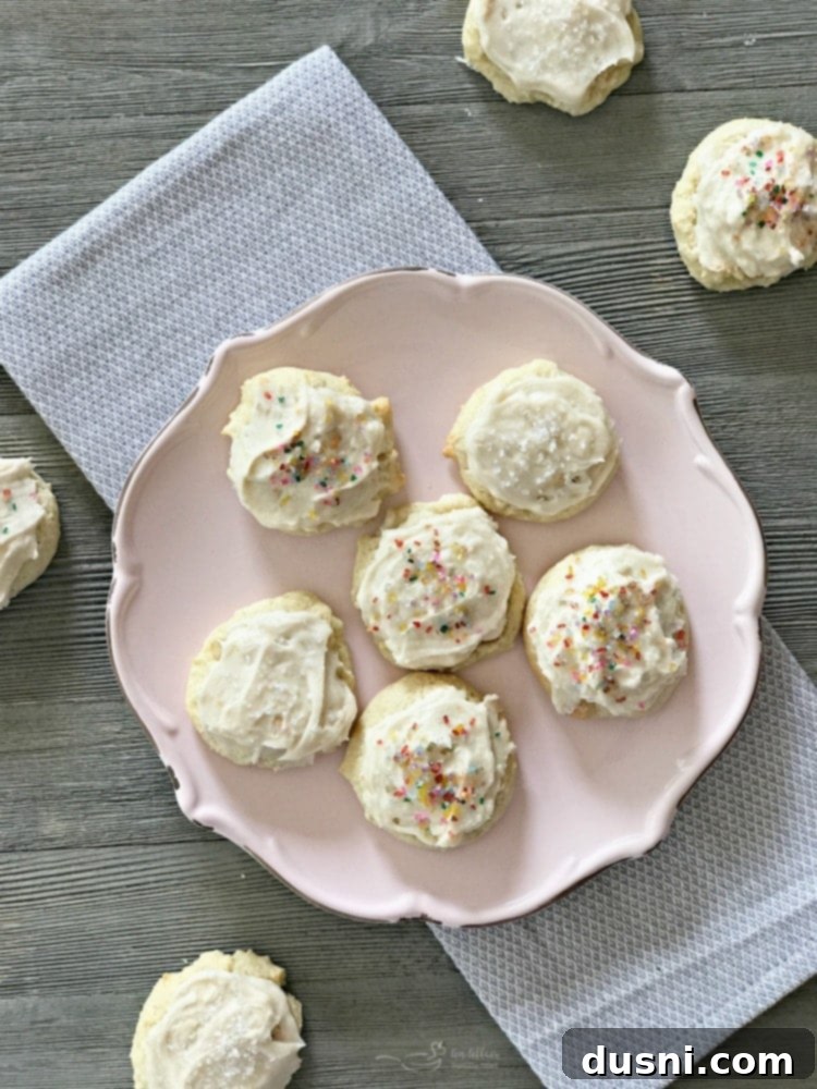Homestyle Frosted Sour Cream Sugar Cookies 2 Old Fashioned Frosted Sour Cream Sugar Cookies
