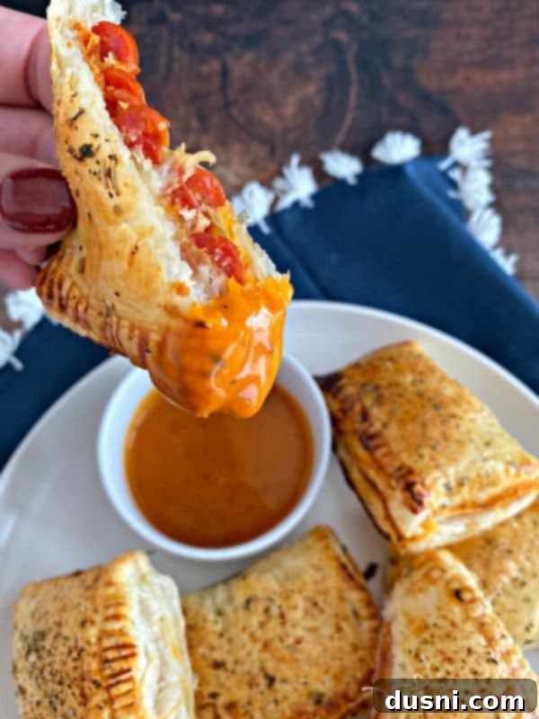 Dorothy's Delicious Pizza Pockets 5 Dorothy's Pizza Pockets dip