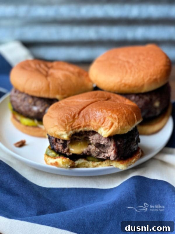 Molten Core Cheeseburger 11 Delicious Jucy Lucy Burger