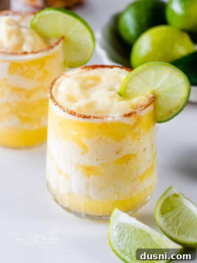 Frozen pineapple margarita