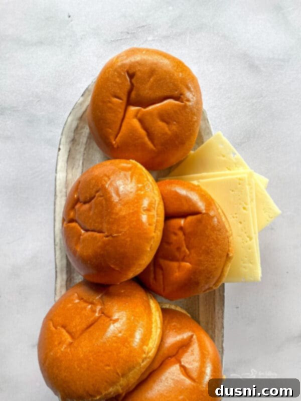 Ingredients for Serving - Buns and Cheese