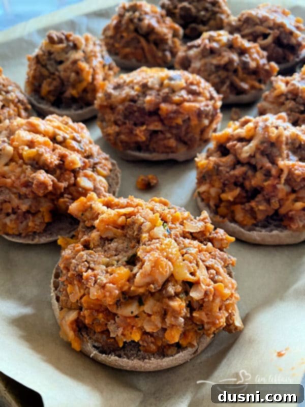 Pizza Burger Melts 6 Pre-baking English muffin halves for Open-Faced Pizza Burgers