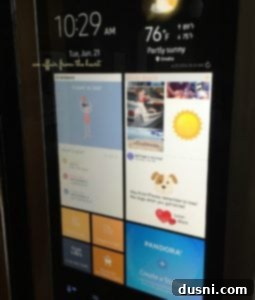 Chilled Mocha Chocolate Chip Delight 5 Customizable screen of the Samsung Family Hub Refrigerator displaying family photos.