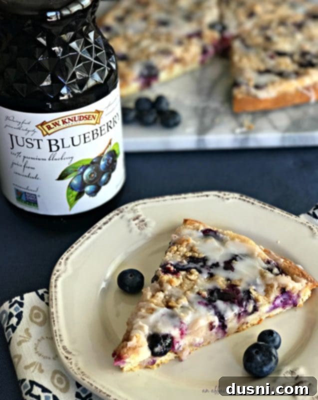 Blueberry Streusel Sweet Pizza 5 Blueberry Streusel Dessert Pizza