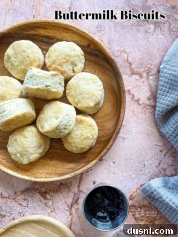 Golden Buttermilk Clouds 17 buttermilk biscuits with Crisco - old fashioned 1964 recipe